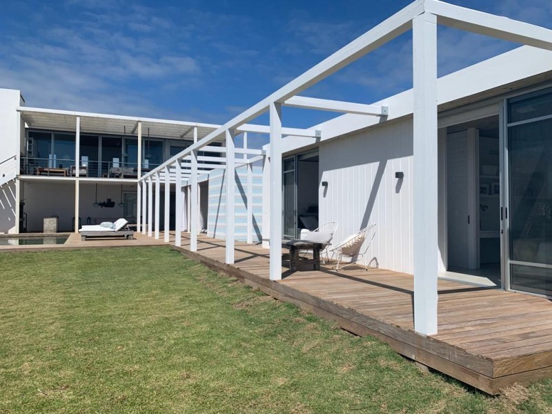 Casa en Jose Ignacio con vista al atardecer