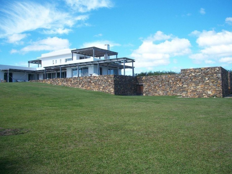 Lindisima casa en el pueblo con vista al mar