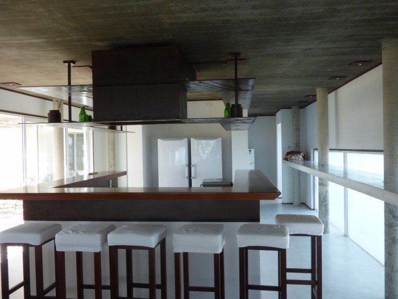 Lindisima casa en el pueblo con vista al mar