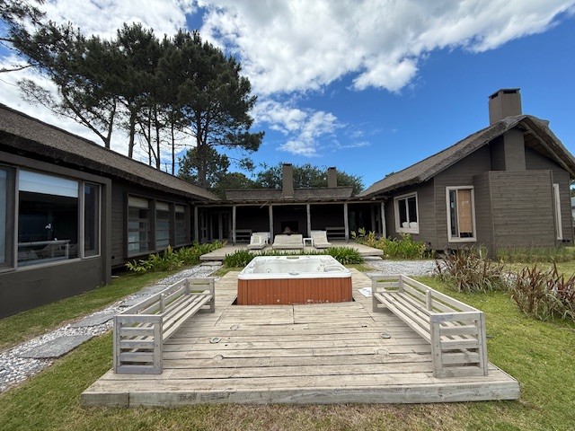 Cálida casa en Pinar del Faro