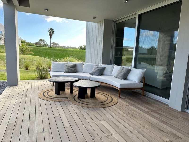 Espectacular Casa con vista en Club de Mar