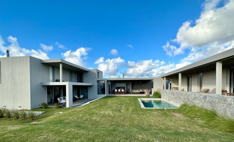 Espectacular Casa con vista en Club de Mar