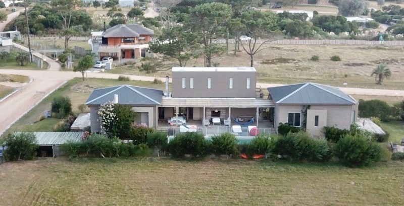 Lindisima casa con pileta en Pinar del Faro