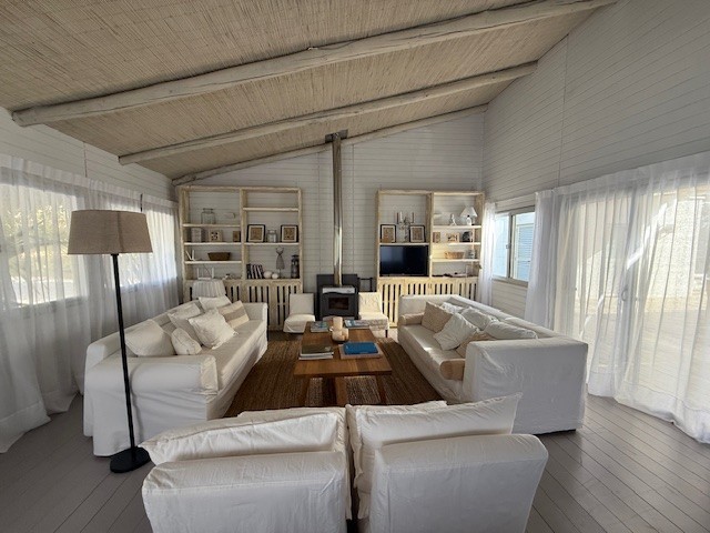 Casa de playa en una planta en Club de Mar