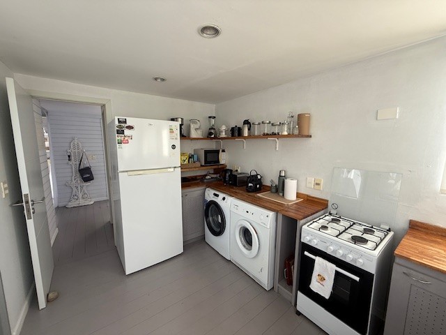 Casa de playa en una planta en Club de Mar