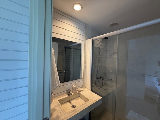 Casa de playa en una planta en Club de Mar