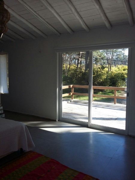 Casa Moderna En La Juanita Frente al Bosque