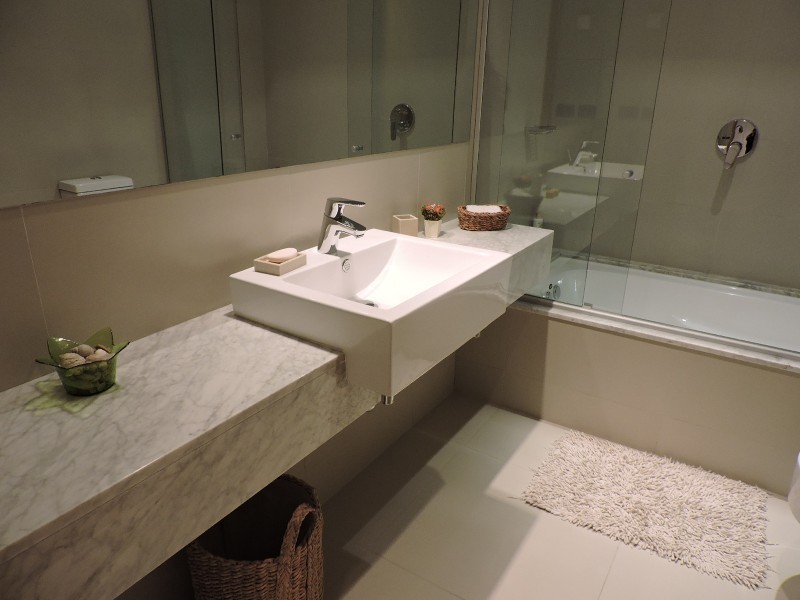 Lindisimo departamento de planta jardin con piscina propia