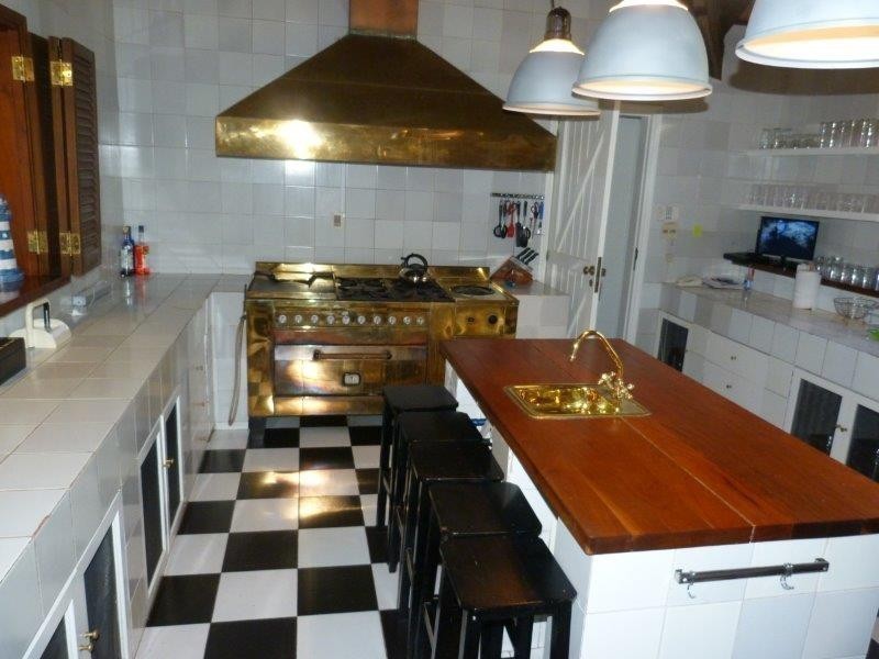 Excelente y confortable casa muy bien equipada con mucho jardín
