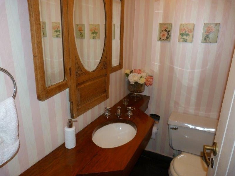 Excelente y confortable casa muy bien equipada con mucho jardín