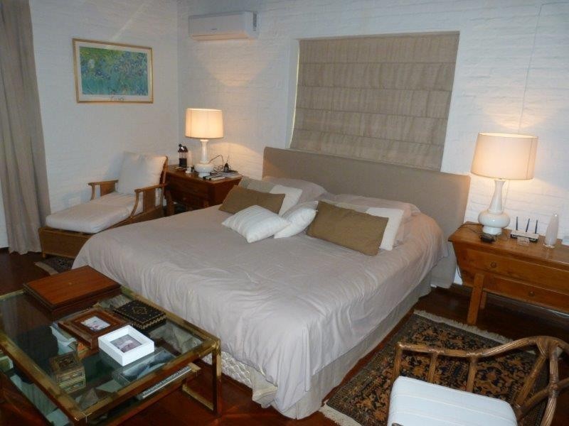 Excelente y confortable casa muy bien equipada con mucho jardín