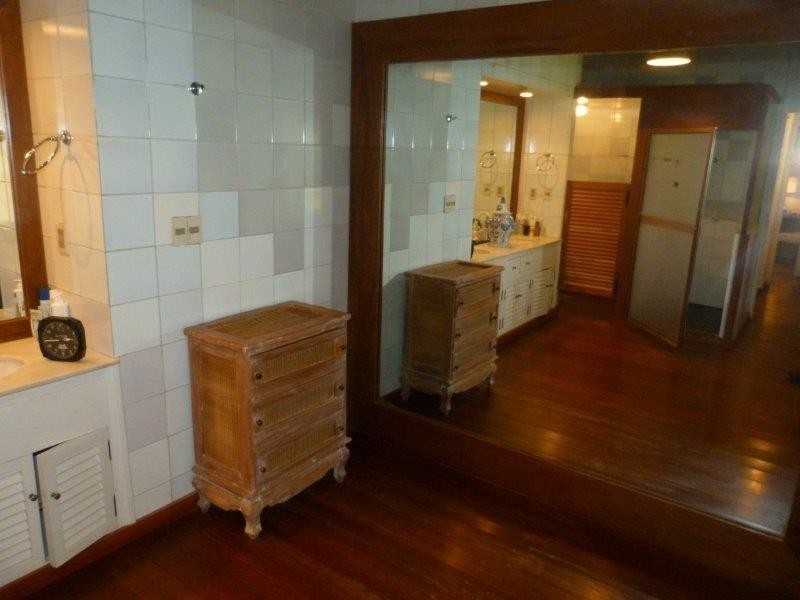 Excelente y confortable casa muy bien equipada con mucho jardín