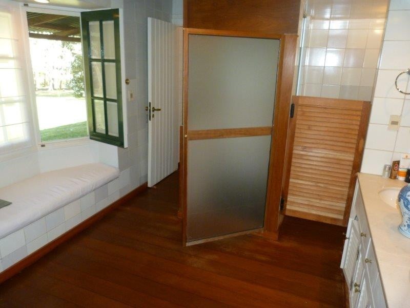 Excelente y confortable casa muy bien equipada con mucho jardín