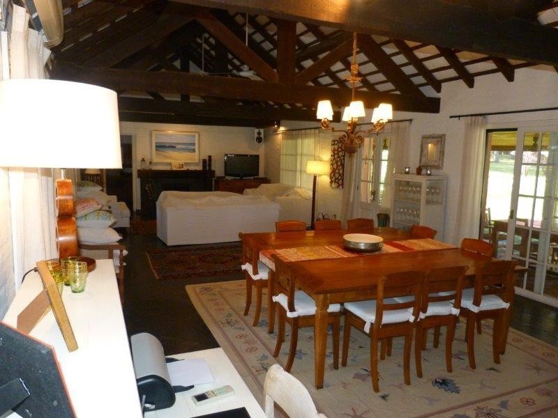Excelente y confortable casa muy bien equipada con mucho jardín
