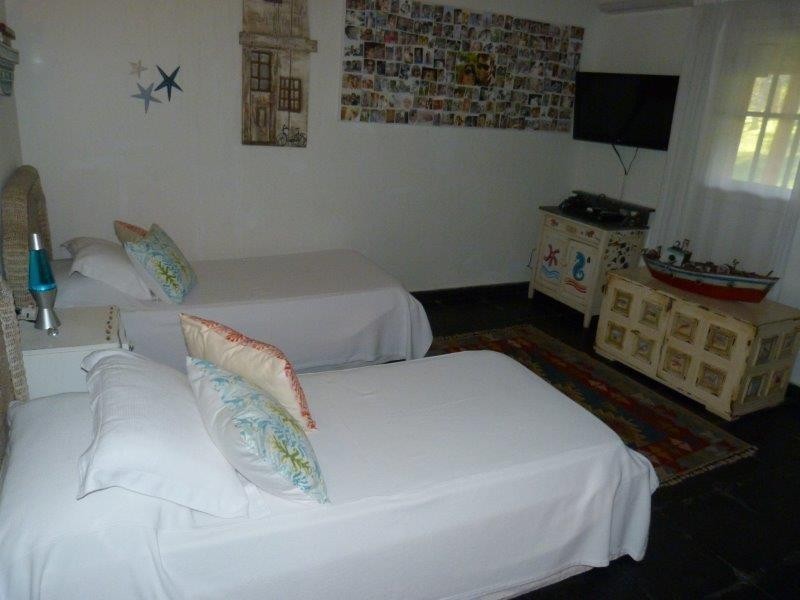 Excelente y confortable casa muy bien equipada con mucho jardín