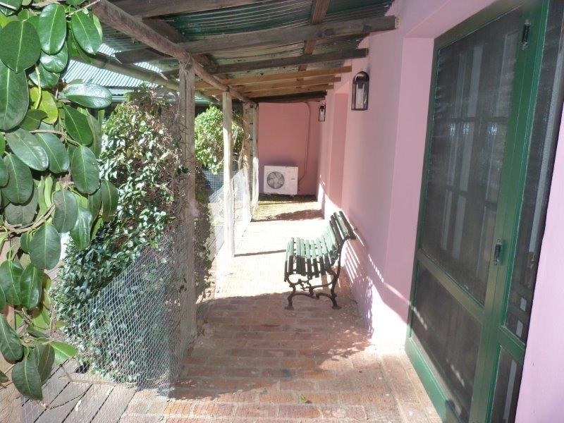 Excelente y confortable casa muy bien equipada con mucho jardín