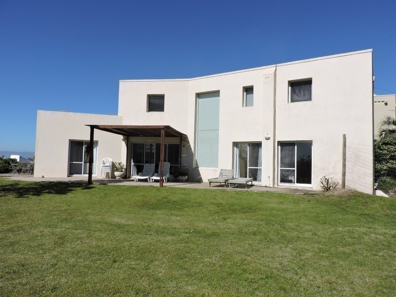 Casa en Montoya de 4 dormitorios 