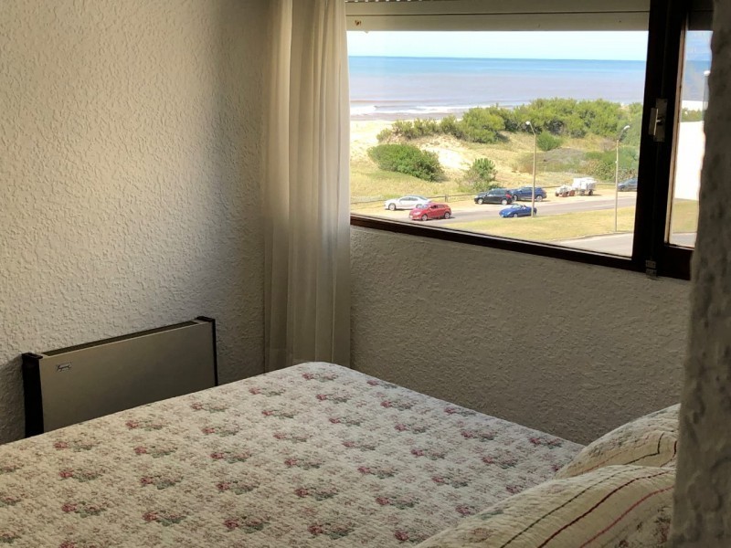Lindo departamento en alquiler en Brava 