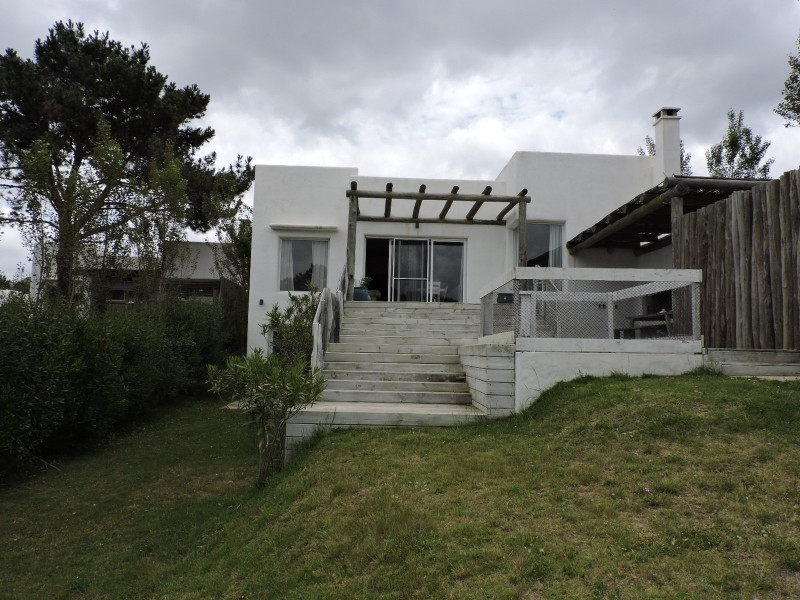 Casa en Barrio Cerrado Altos de Montoya