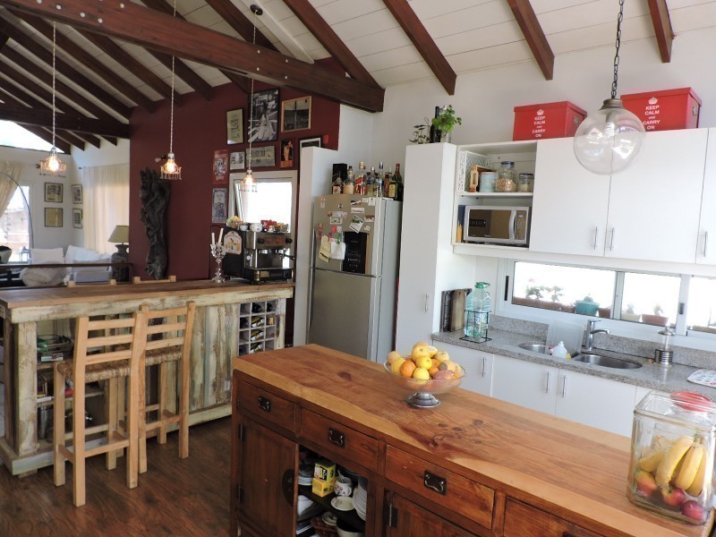 Linda Casa en Alquiler en Montoya, La Barra