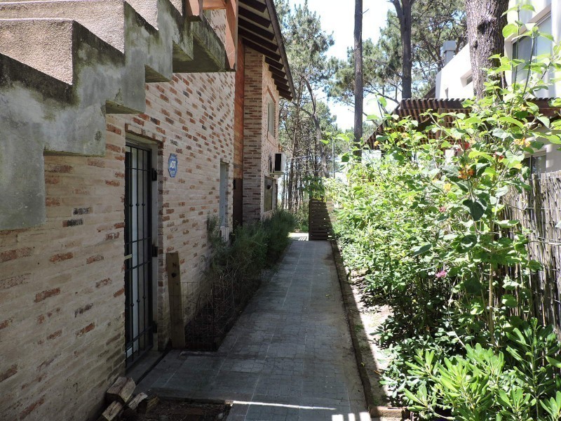 Linda Casa en Alquiler en Montoya, La Barra