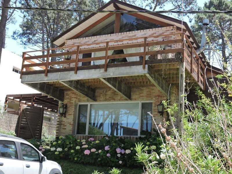 Linda Casa en Alquiler en Montoya, La Barra