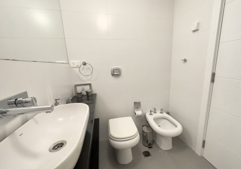 Departamento en alquiler y venta en La Brava