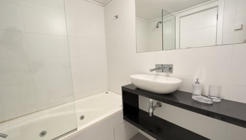 Departamento en alquiler y venta en La Brava