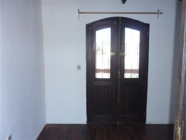 Comoda casa a pocos metros del mar.