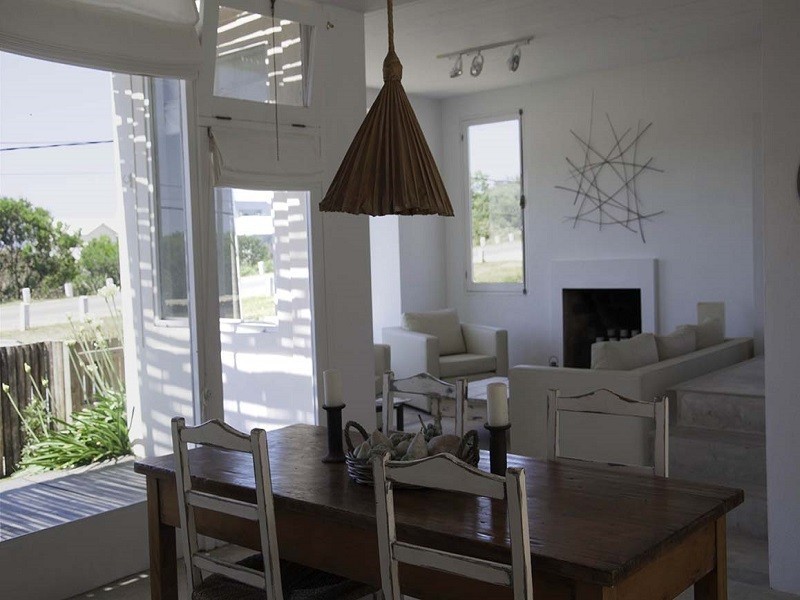 Hermosa casa frente al mar  Altos de Punta Piedras