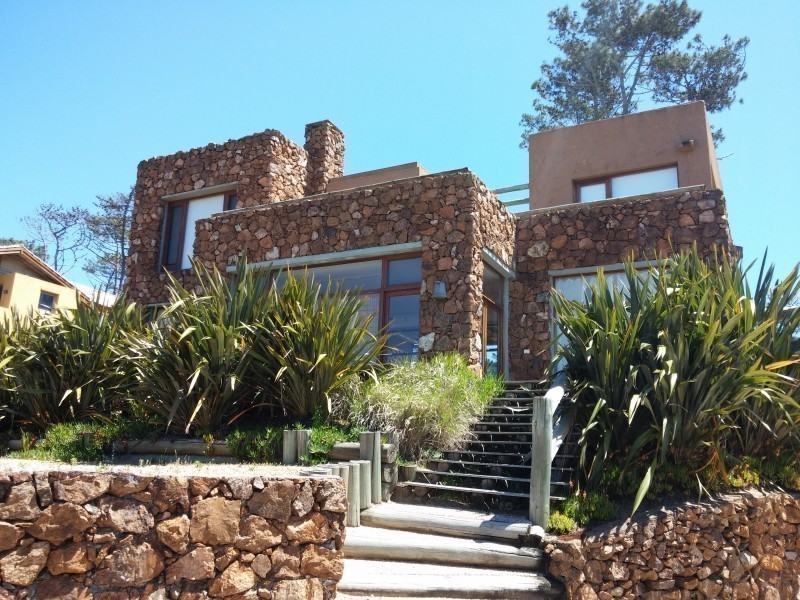Casa en alquiler en Laguna Blanca