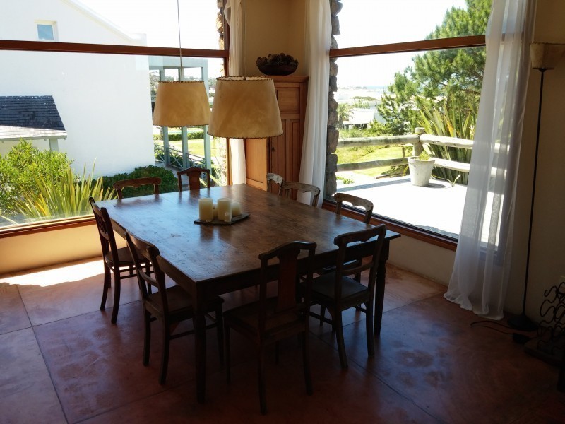 Casa en alquiler en Laguna Blanca