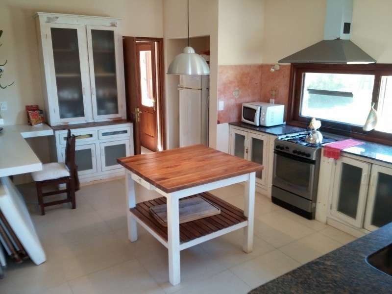 Casa en alquiler en Laguna Blanca