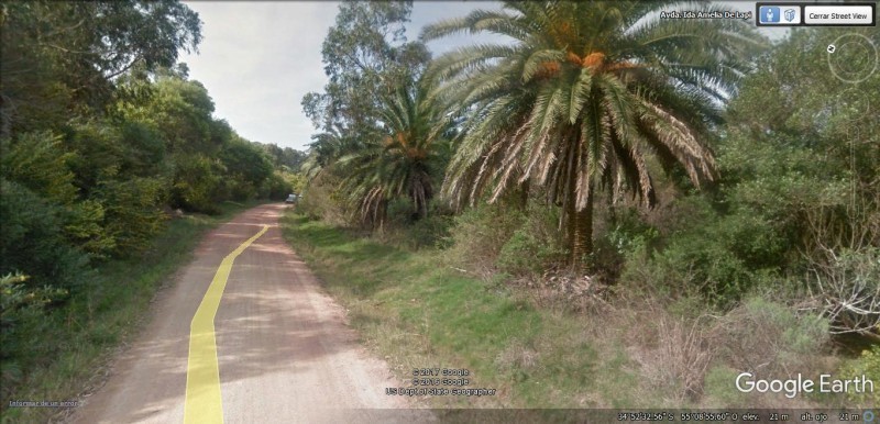 lote ubicado a escasas cuadras del mar.