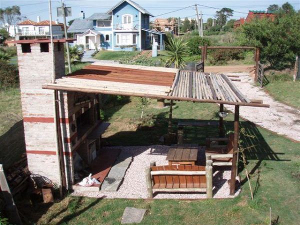 Toda la onda en esta cabaña con vista al mar.