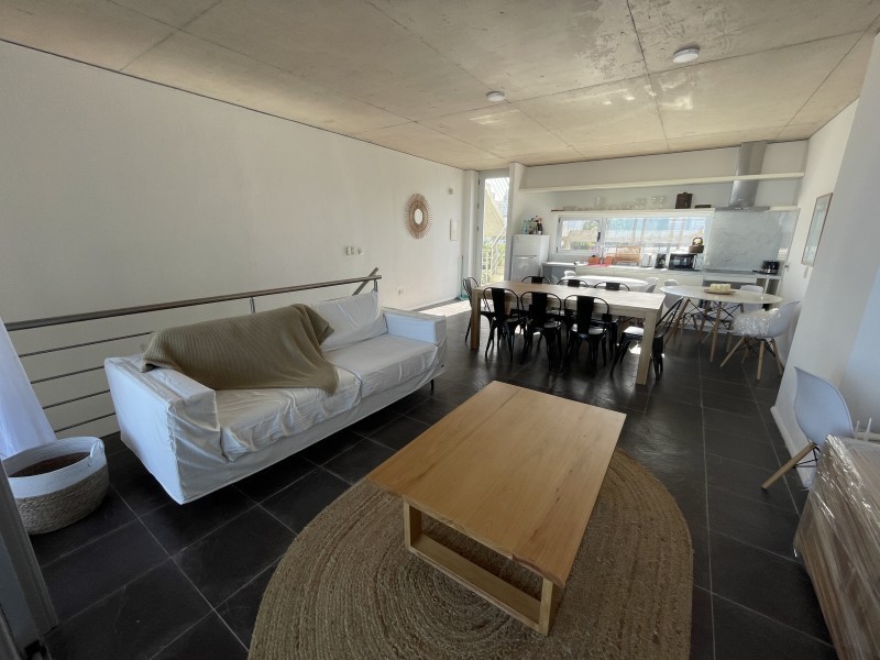 Departamento en venta en La Barra con terraza propia
