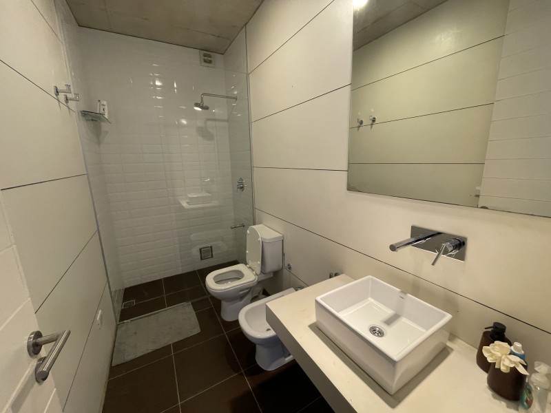 Departamento en venta en La Barra con terraza propia