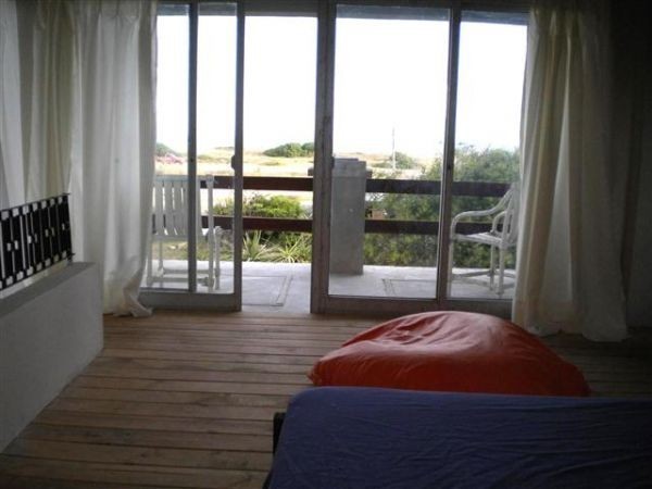 Casa en alquiler en Balneario Buenos Aires.