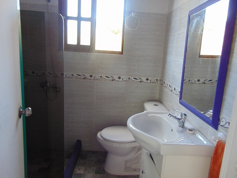 Casa ubicada a una cuadra del mar 