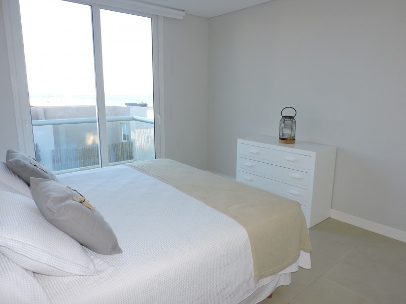 Excelente depto moderno con hermosa vista al mar en Montoya
