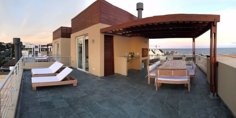 Excelente depto moderno con hermosa vista al mar en Montoya