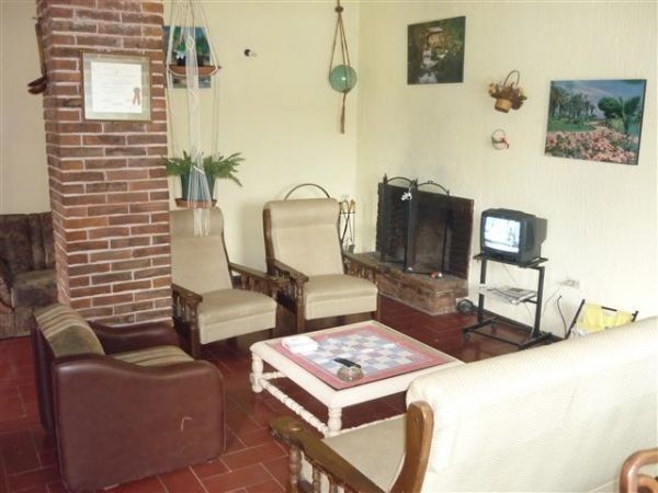 Casa en venta y alquiler en Balneario Buenos Aires.