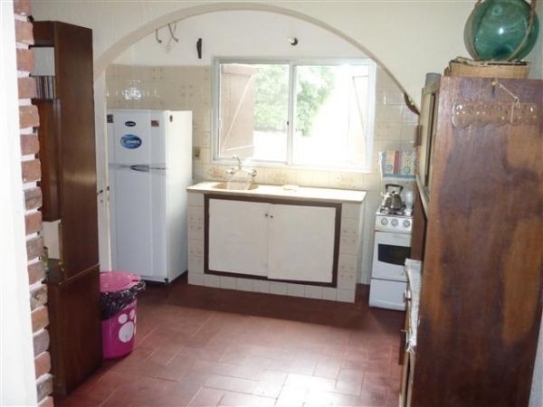 Casa en venta y alquiler en Balneario Buenos Aires.