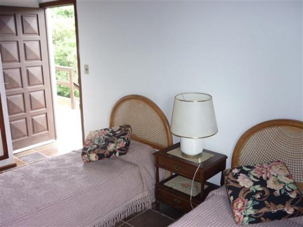 Casa en venta y alquiler en Balneario Buenos Aires.