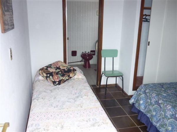 Casa en venta y alquiler en Balneario Buenos Aires.