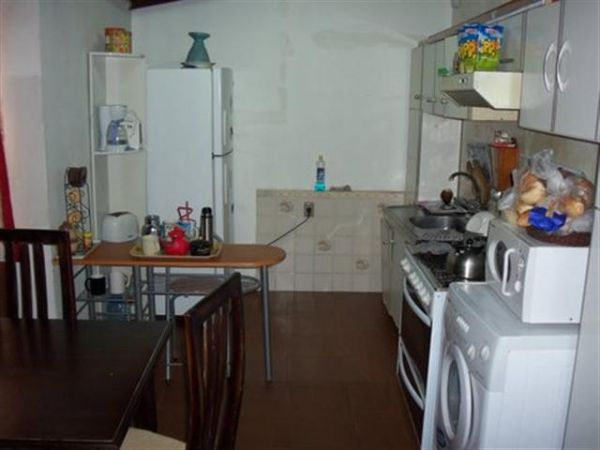 Cómoda y amplia casa a pasitos de 