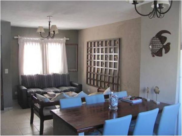 Cómoda y acogedora casa a estrenar.