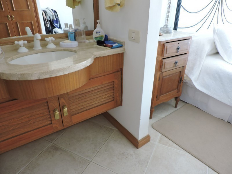 Excelente Penthouse en alquiler y venta frente a Bikini, Manantiales.
