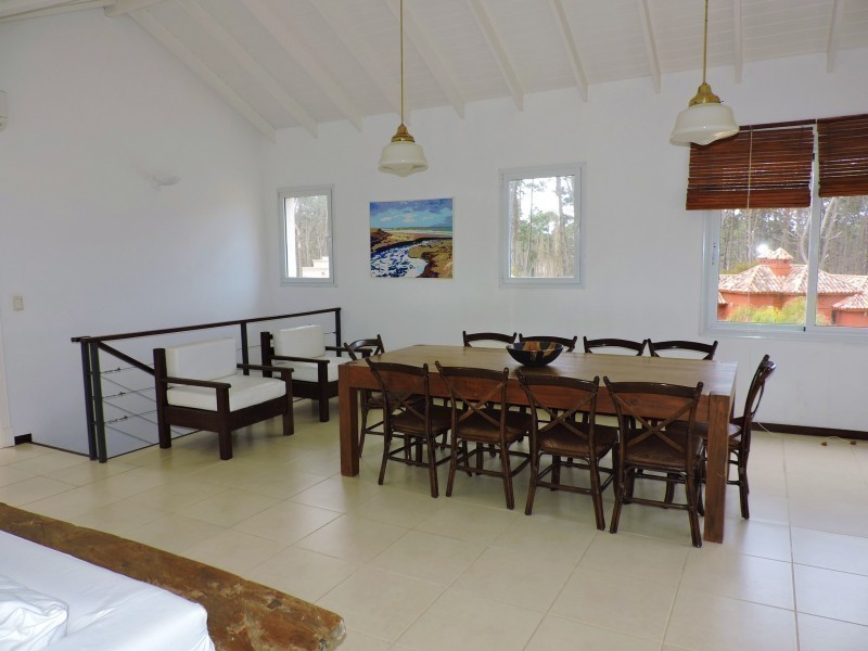 Casa en alquiler en Laguna Blanca