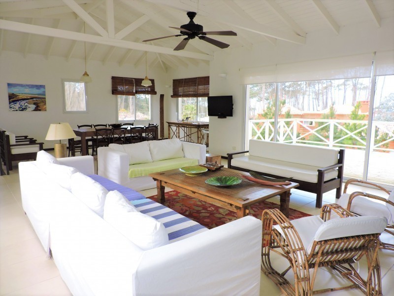 Casa en alquiler en Laguna Blanca